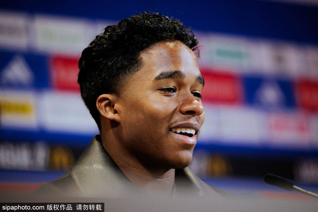 恩德里克闪耀法甲,里昂2-1逆转布雷斯特背后的战术与故事