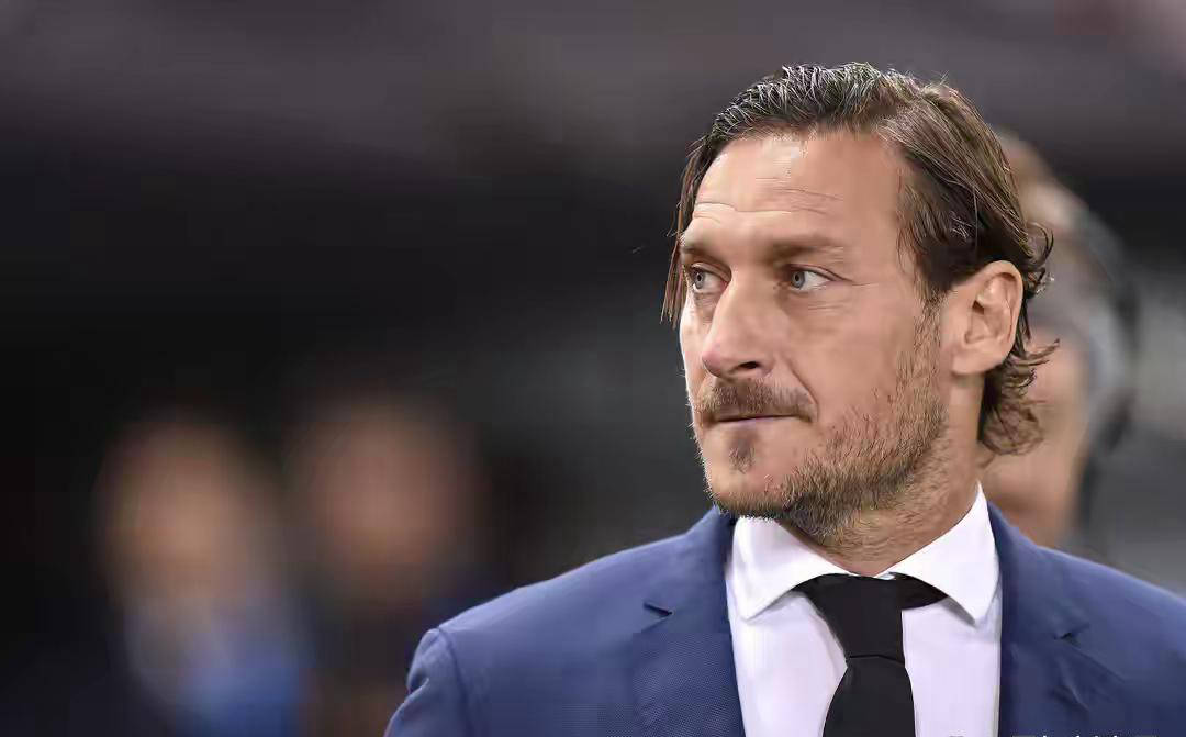 罗马即将迎来百年华诞,冲击欧冠成关键,一人地位超越托蒂与加斯佩里尼